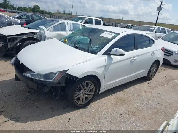 5NPD84LF7LH525016 2020 HYUNDAI ELANTRA - Image 2
