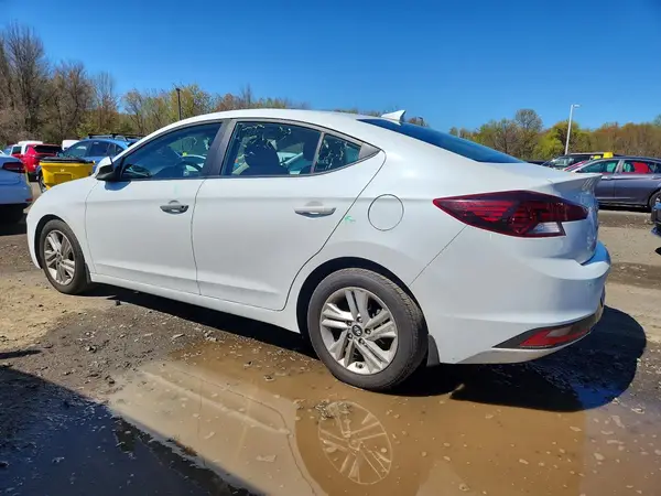5NPD84LF7LH526506 2020 HYUNDAI ELANTRA - Image 2