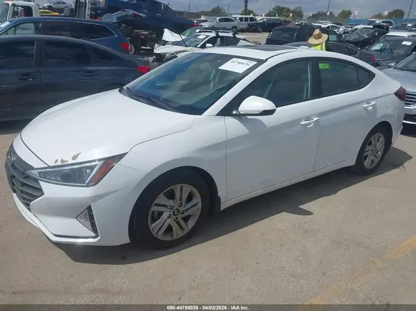 5NPD84LF7LH542818 2020 HYUNDAI ELANTRA - Image 2