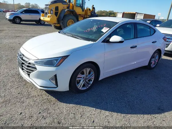 5NPD84LF7LH548070 2020 HYUNDAI ELANTRA - Image 2