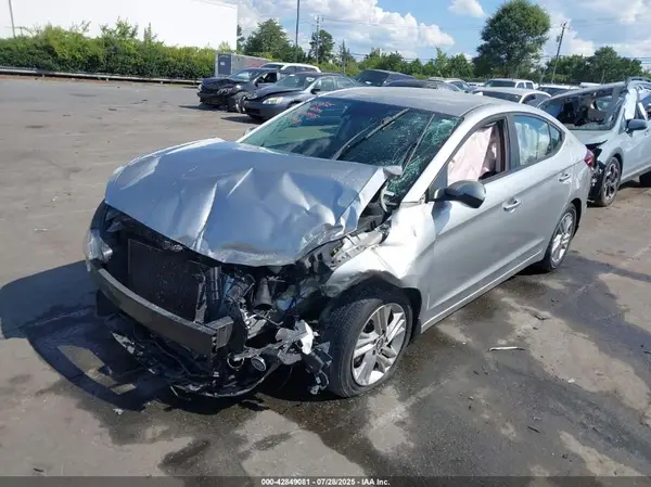 5NPD84LF7LH549865 2020 HYUNDAI ELANTRA - Image 2