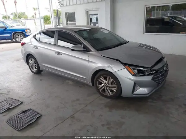 5NPD84LF7LH556959 2020 HYUNDAI ELANTRA - Image 1