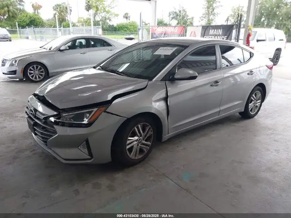 5NPD84LF7LH556959 2020 HYUNDAI ELANTRA - Image 2