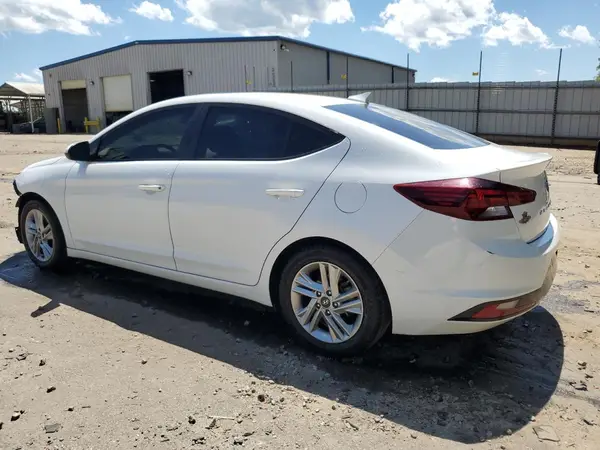 5NPD84LF7LH558873 2020 HYUNDAI ELANTRA - Image 2