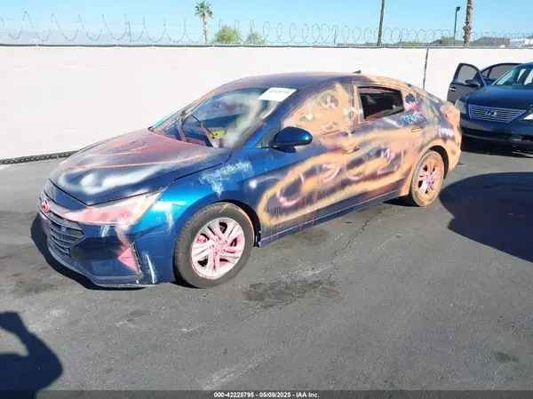 5NPD84LF7LH560090 2020 HYUNDAI ELANTRA - Image 2