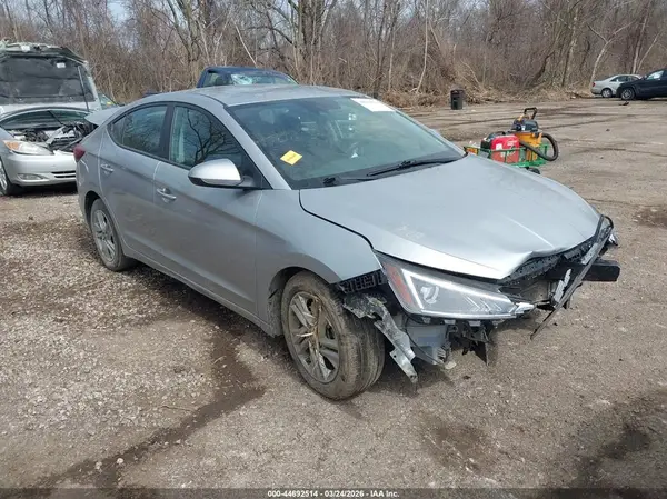 5NPD84LF7LH564446 2020 HYUNDAI ELANTRA - Image 1