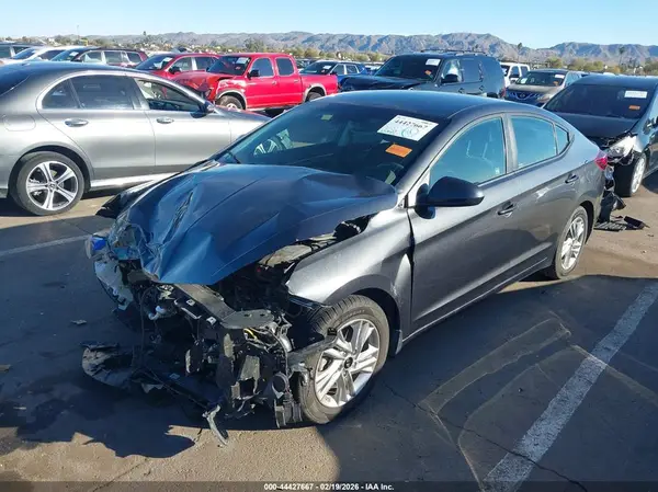 5NPD84LF7LH564723 2020 HYUNDAI ELANTRA - Image 2