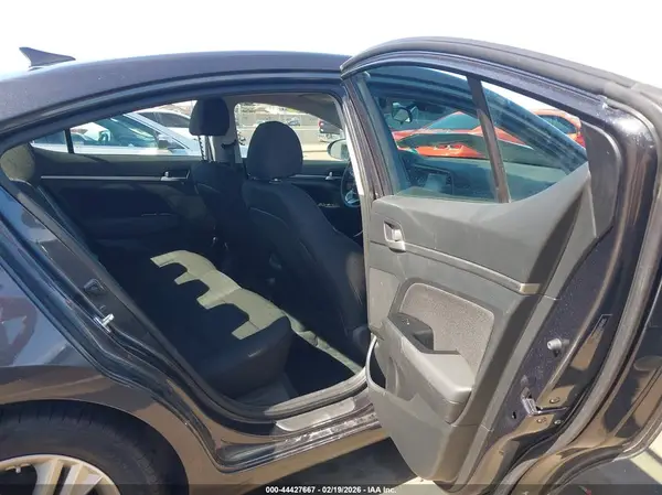 5NPD84LF7LH564723 2020 HYUNDAI ELANTRA - Image 8