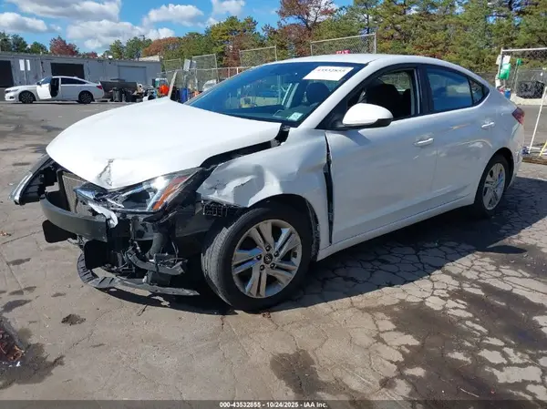 5NPD84LF7LH567461 2020 HYUNDAI ELANTRA - Image 2