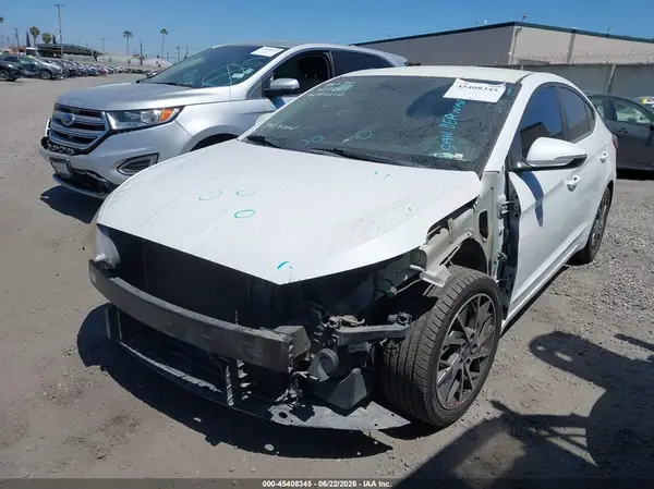 5NPD84LF7LH576466 2020 HYUNDAI ELANTRA - Image 2