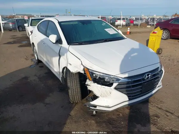 5NPD84LF7LH597365 2020 HYUNDAI ELANTRA - Image 1
