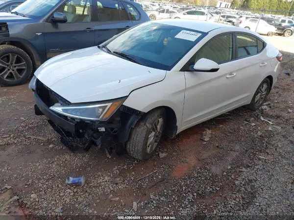5NPD84LF7LH601219 2020 HYUNDAI ELANTRA - Image 2