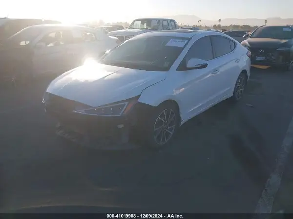 5NPD84LF7LH603486 2020 HYUNDAI ELANTRA - Image 2