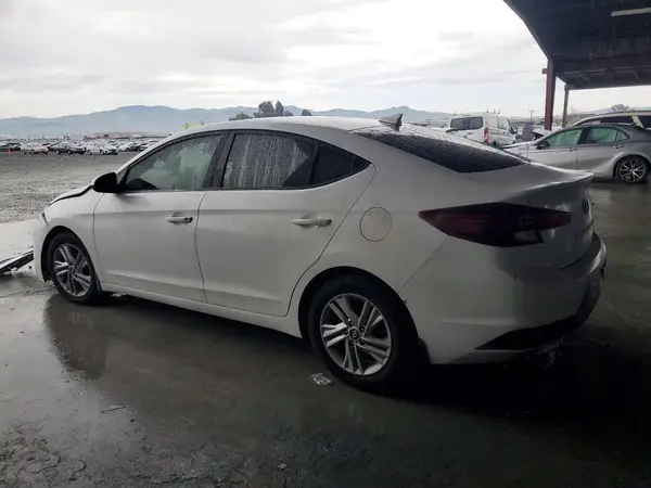 5NPD84LF7LH605948 2020 HYUNDAI ELANTRA - Image 2