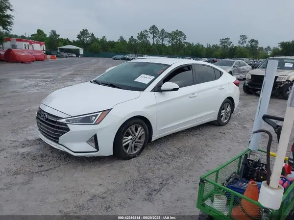 5NPD84LF7LH624337 2020 HYUNDAI ELANTRA - Image 2