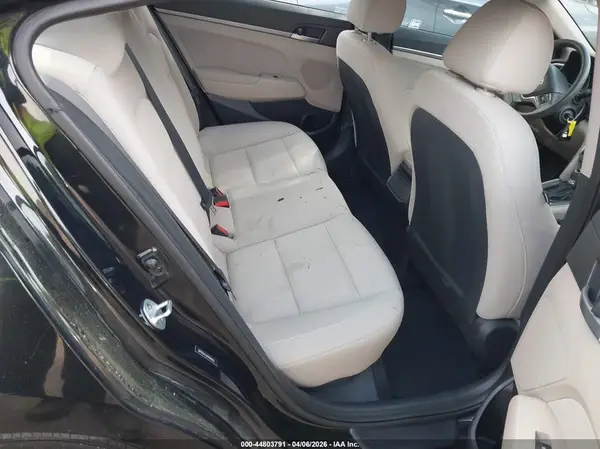 5NPD84LF8HH000683 2017 HYUNDAI ELANTRA - Image 8
