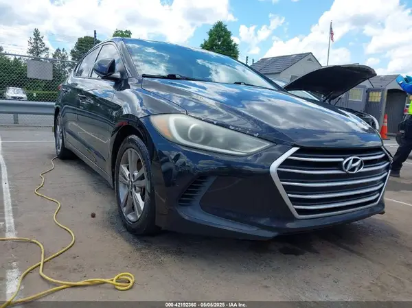 5NPD84LF8HH001252 2017 HYUNDAI ELANTRA - Image 1