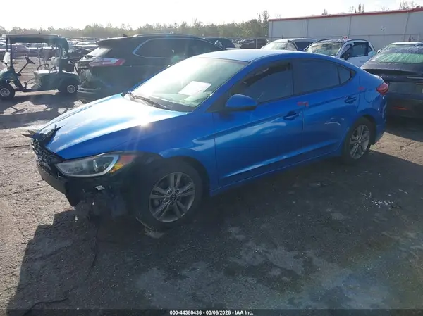 5NPD84LF8HH001302 2017 HYUNDAI ELANTRA - Image 2