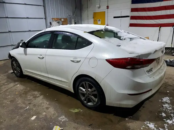 5NPD84LF8HH001400 2017 HYUNDAI ELANTRA - Image 2