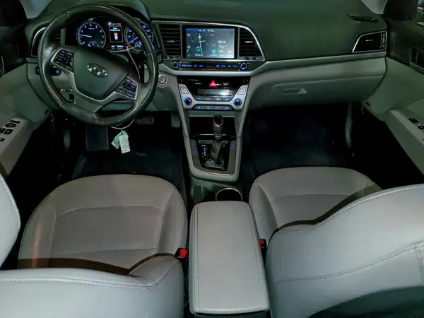 5NPD84LF8HH003289 2017 HYUNDAI ELANTRA - Image 8