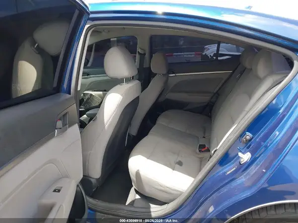 5NPD84LF8HH003826 2017 HYUNDAI ELANTRA - Image 8