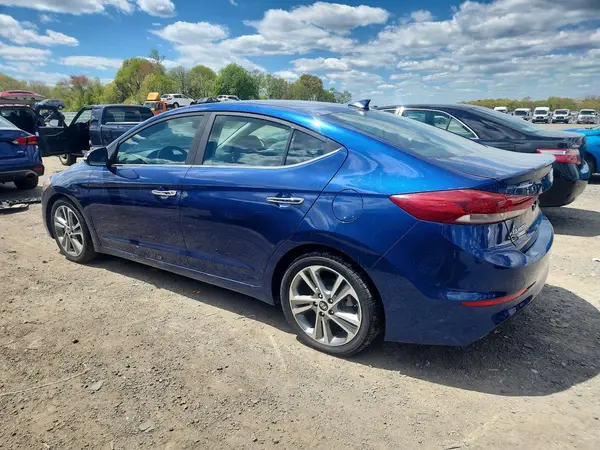 5NPD84LF8HH004829 2017 HYUNDAI ELANTRA - Image 2