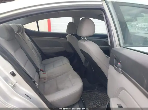 5NPD84LF8HH005995 2017 HYUNDAI ELANTRA - Image 8