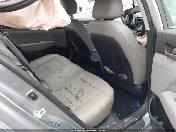 5NPD84LF8HH007083 2017 HYUNDAI ELANTRA - Image 8