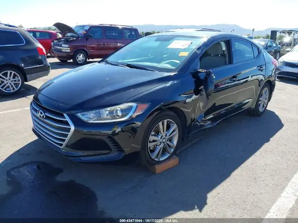 5NPD84LF8HH010243 2017 HYUNDAI ELANTRA - Image 2