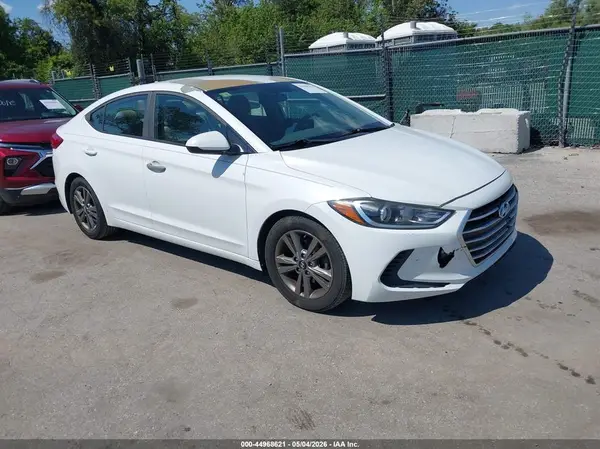 5NPD84LF8HH010565 2017 HYUNDAI ELANTRA - Image 1