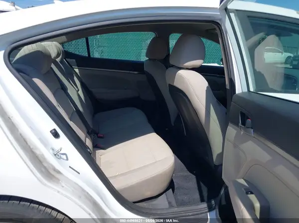 5NPD84LF8HH010565 2017 HYUNDAI ELANTRA - Image 8