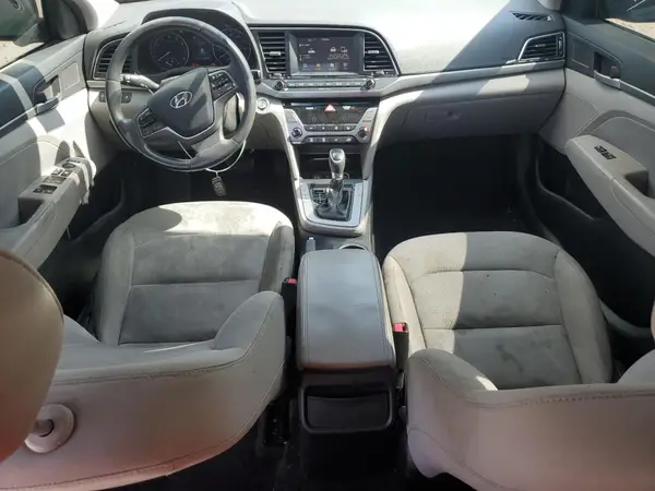 5NPD84LF8HH013014 2017 HYUNDAI ELANTRA - Image 8