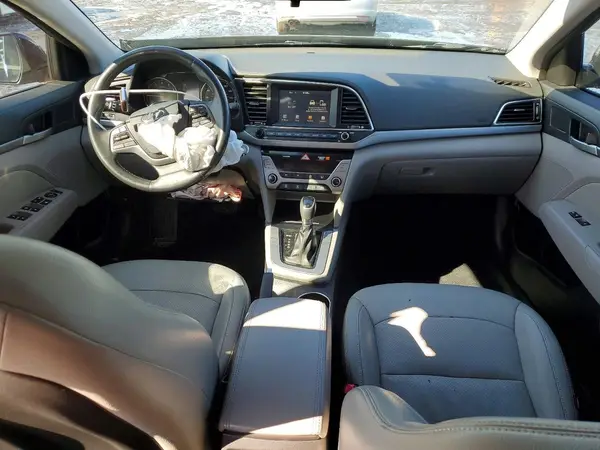 5NPD84LF8HH013787 2017 HYUNDAI ELANTRA - Image 8