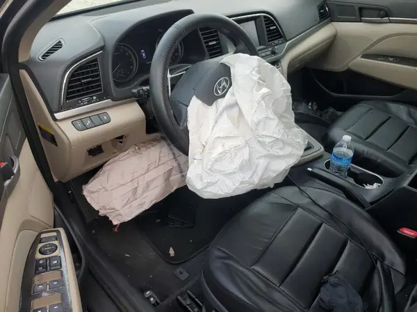 5NPD84LF8HH014583 2017 HYUNDAI ELANTRA - Image 8