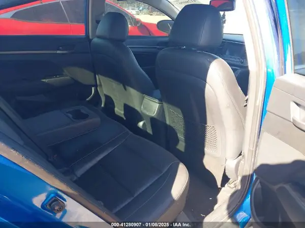 5NPD84LF8HH014891 2017 HYUNDAI ELANTRA - Image 8