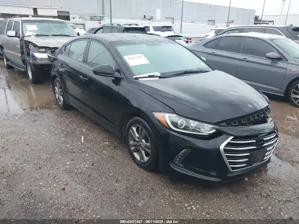 5NPD84LF8HH018181 2017 HYUNDAI ELANTRA - Image 1