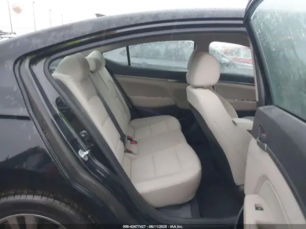 5NPD84LF8HH018181 2017 HYUNDAI ELANTRA - Image 8
