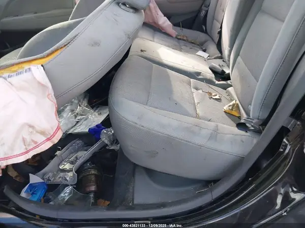 5NPD84LF8HH020173 2017 HYUNDAI ELANTRA - Image 8