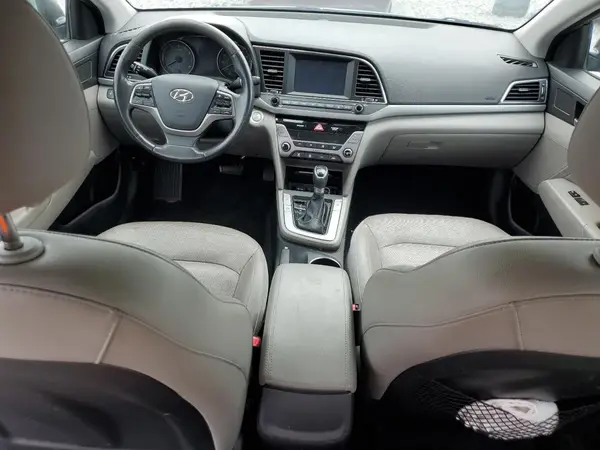 5NPD84LF8HH020433 2017 HYUNDAI ELANTRA - Image 8
