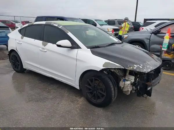 5NPD84LF8HH021551 2017 HYUNDAI ELANTRA - Image 1
