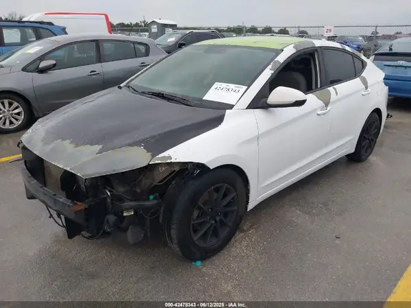5NPD84LF8HH021551 2017 HYUNDAI ELANTRA - Image 2