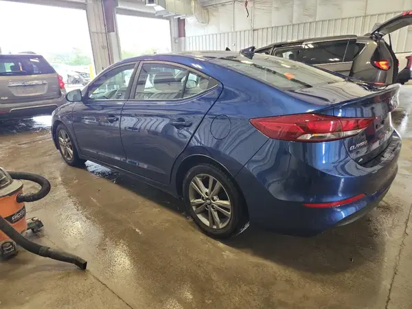 5NPD84LF8HH022229 2017 HYUNDAI ELANTRA - Image 2