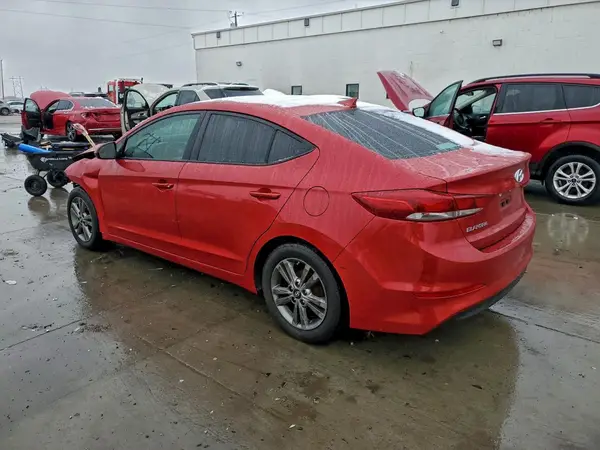 5NPD84LF8HH024871 2017 HYUNDAI ELANTRA - Image 2