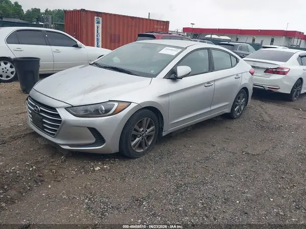 5NPD84LF8HH026197 2017 HYUNDAI ELANTRA - Image 2
