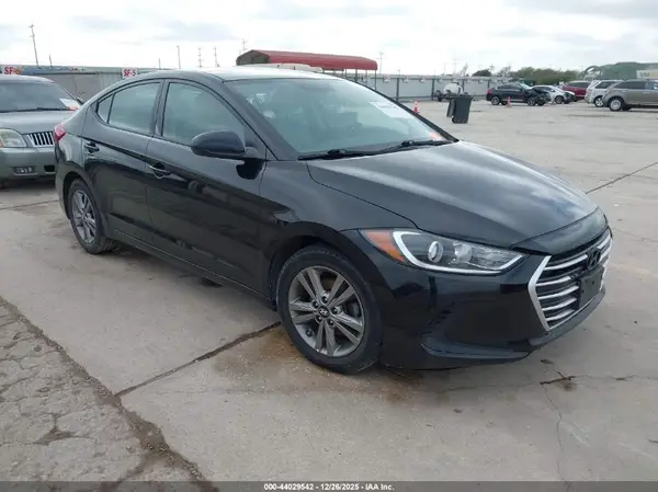 5NPD84LF8HH026443 2017 HYUNDAI ELANTRA - Image 1