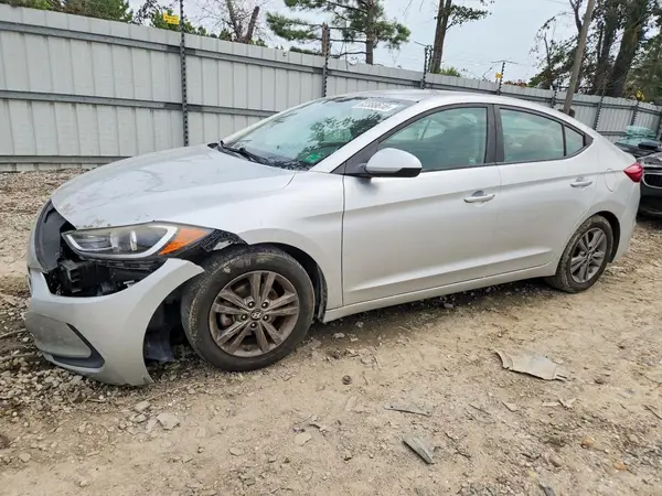 5NPD84LF8HH028838 2017 HYUNDAI ELANTRA - Image 1