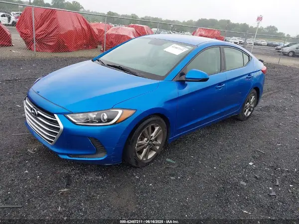 5NPD84LF8HH029570 2017 HYUNDAI ELANTRA - Image 2