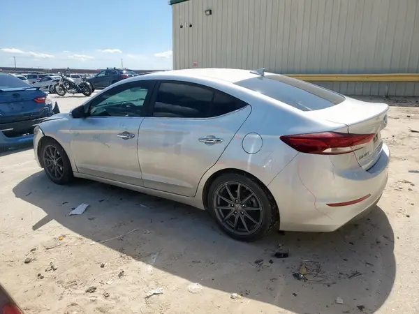 5NPD84LF8HH030251 2017 HYUNDAI ELANTRA - Image 2