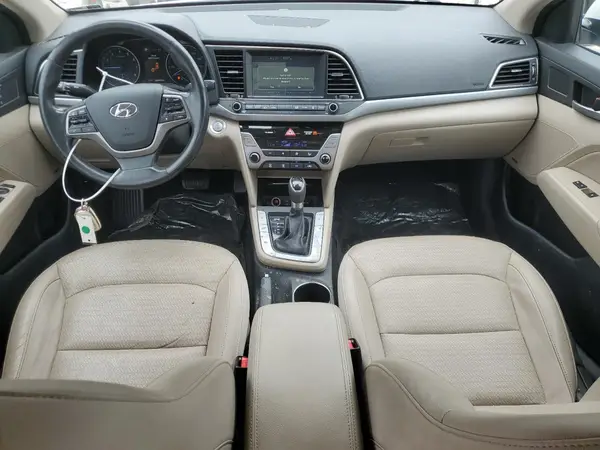 5NPD84LF8HH031318 2017 HYUNDAI ELANTRA - Image 8