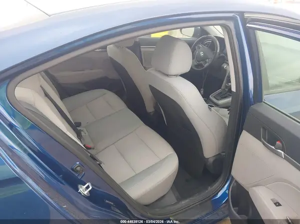 5NPD84LF8HH032985 2017 HYUNDAI ELANTRA - Image 8